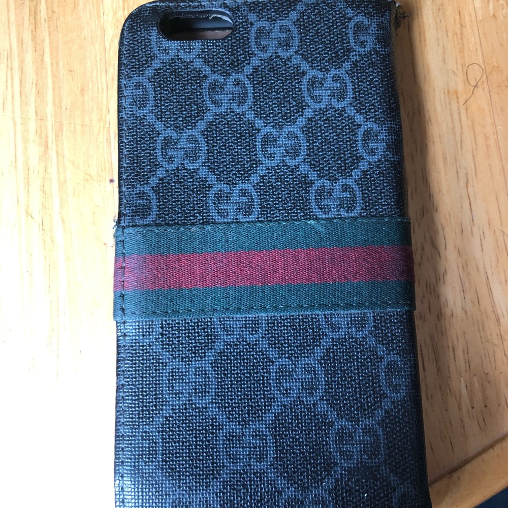 Gucci iPhone 8 case - Picture 4 of 8